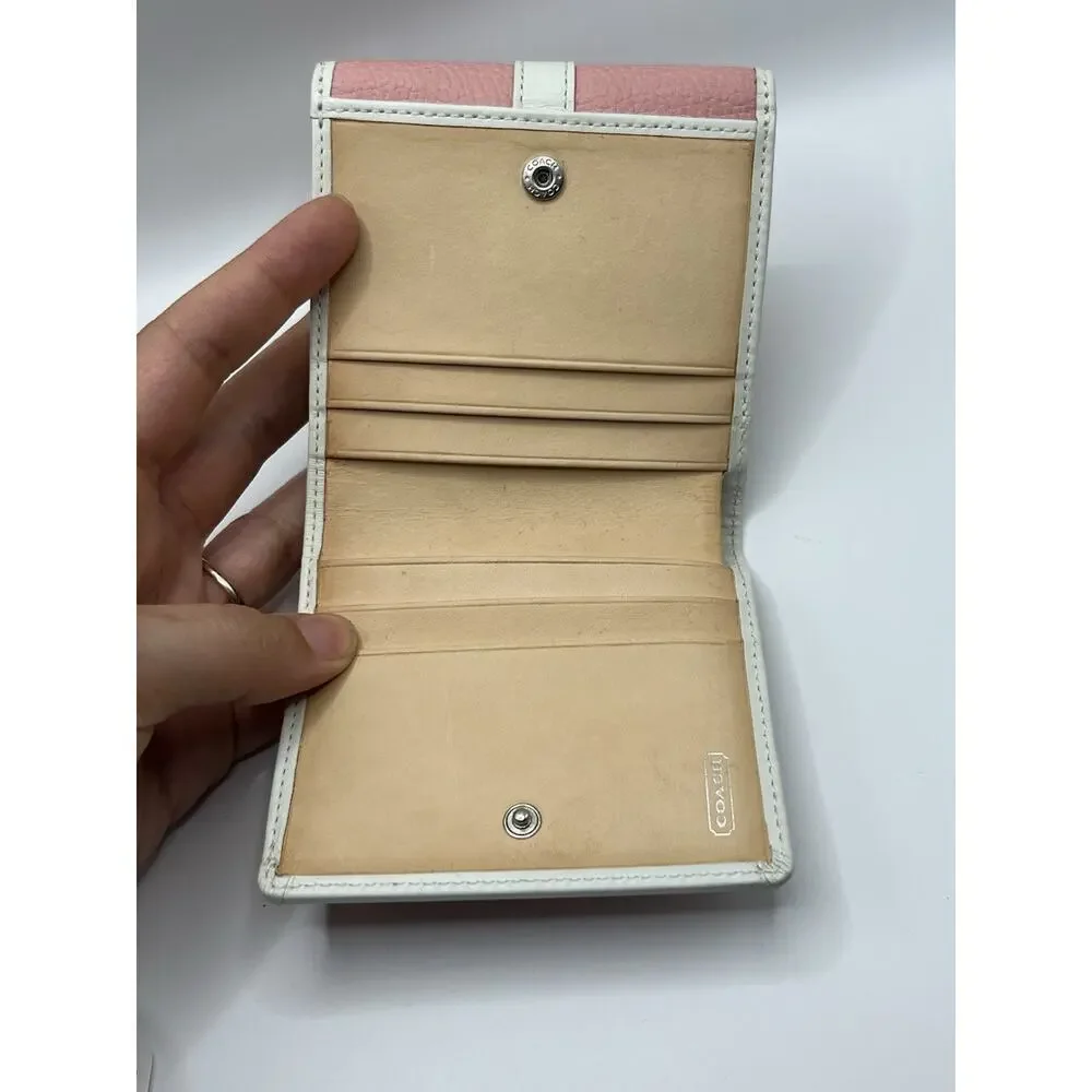 Coach Pink and White leather Buckle Charm Soho mini Bifold Wallet Y2k Deadstock